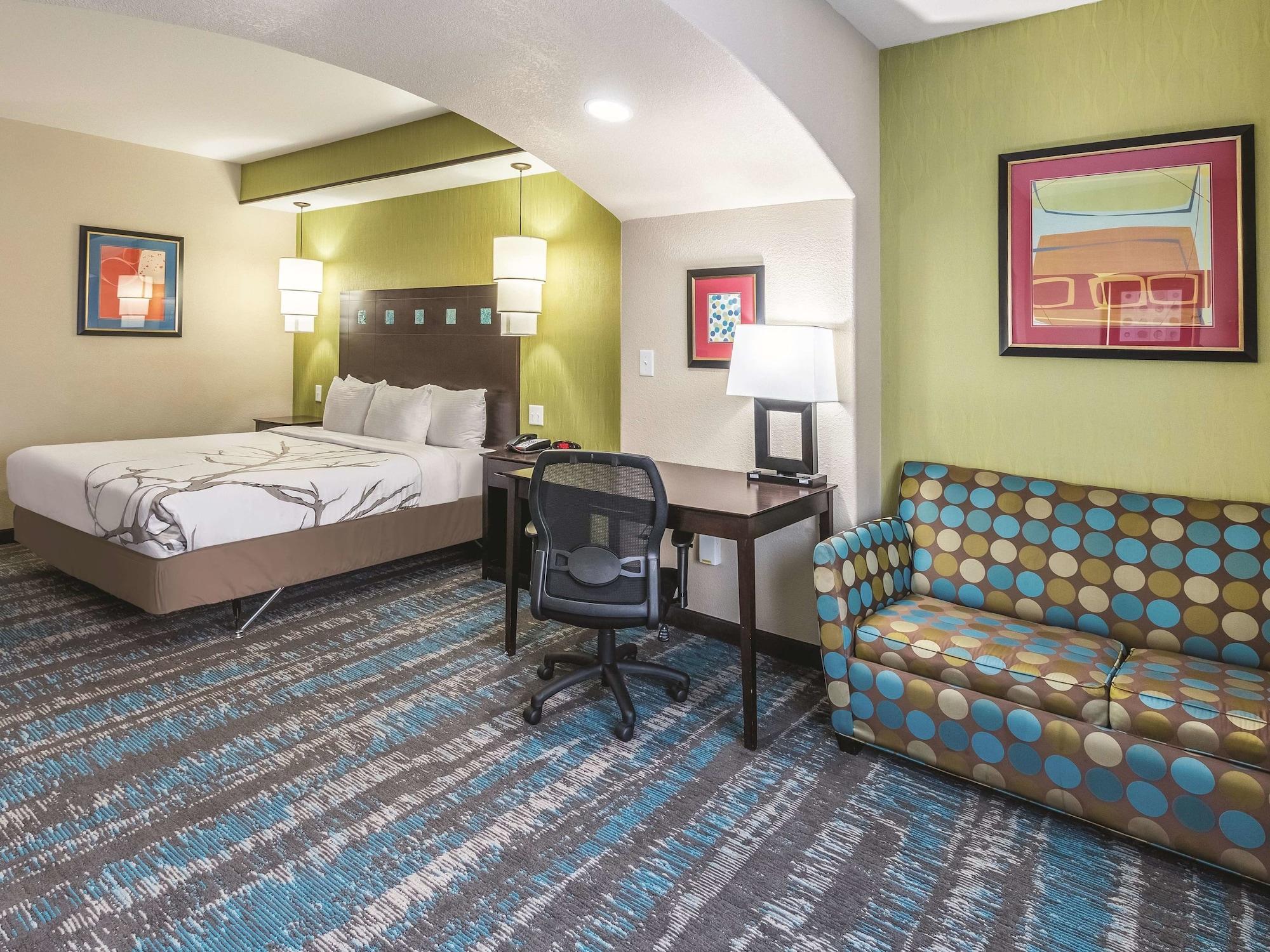 La Quinta By Wyndham Dallas South Grand Prairie