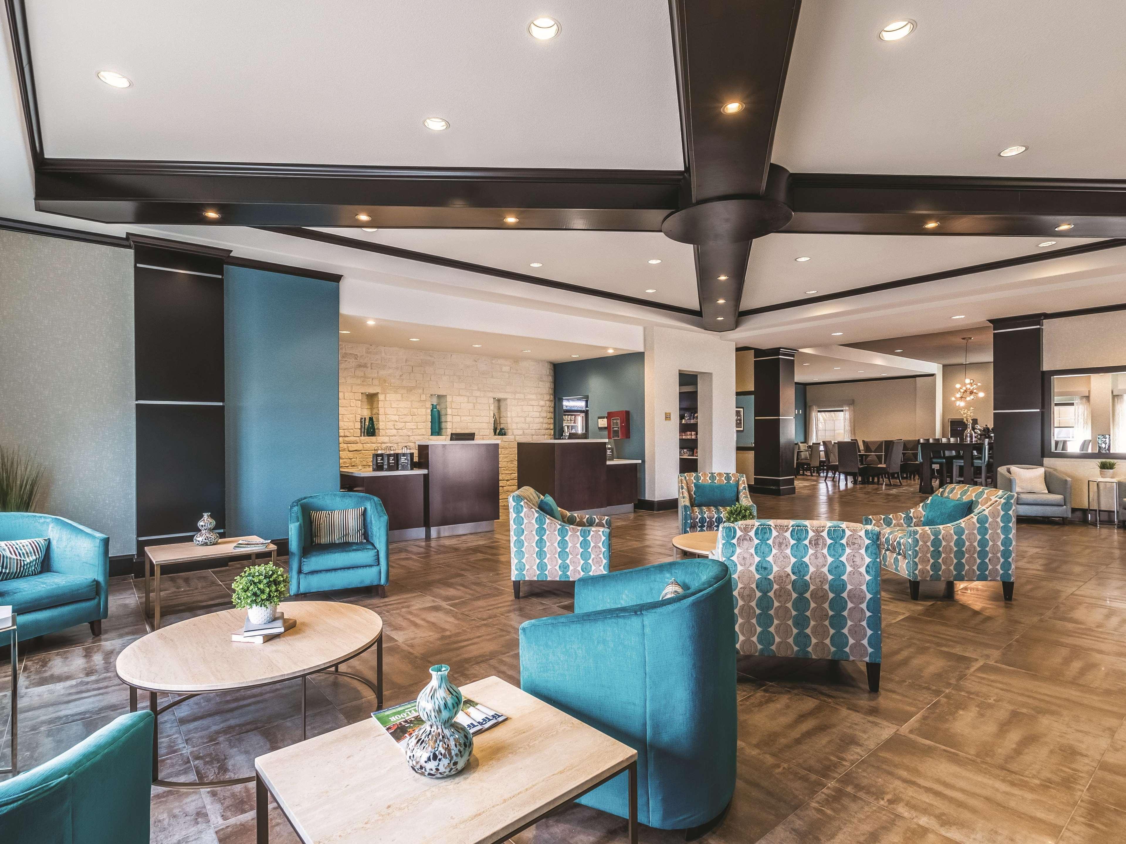 Hotel La Quinta By Wyndham Dallas South