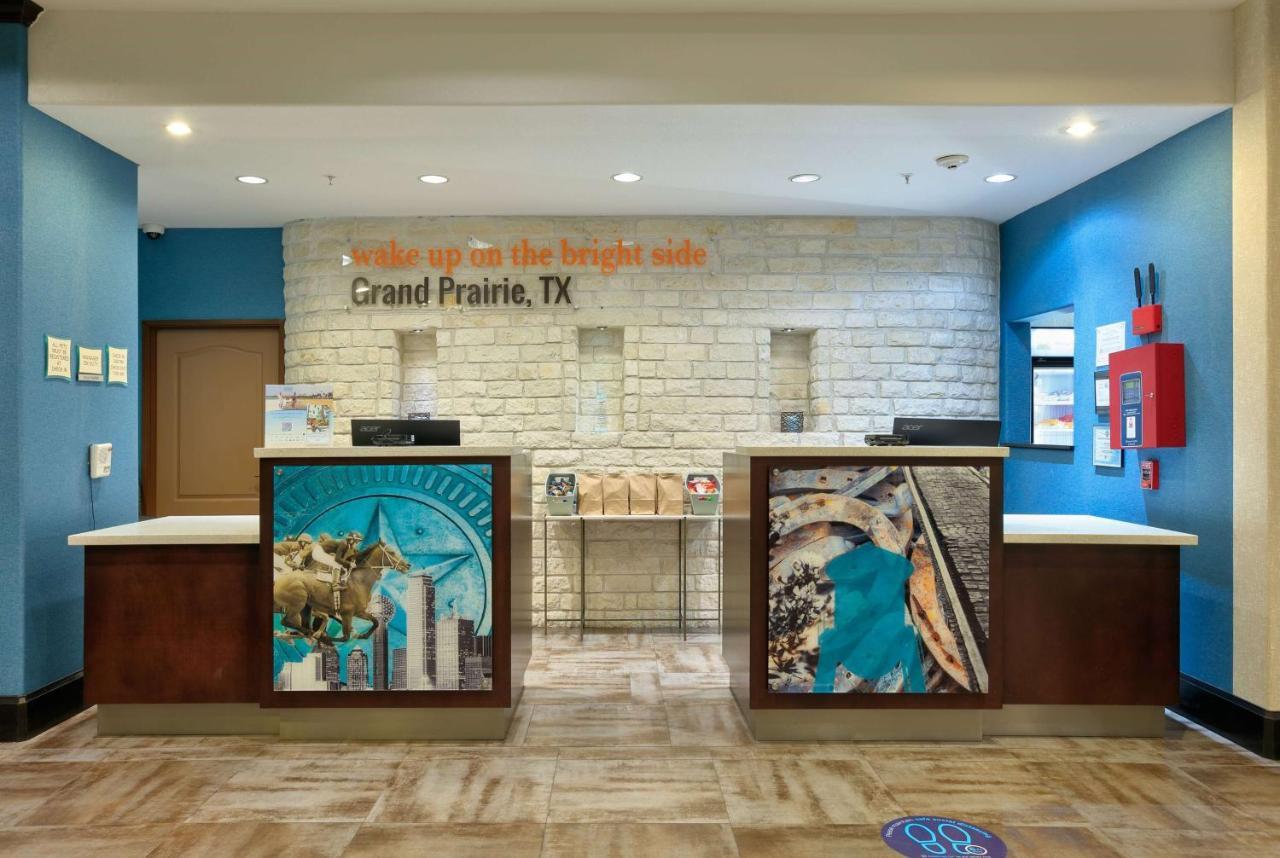 La Quinta By Wyndham Dallas South Grand Prairie