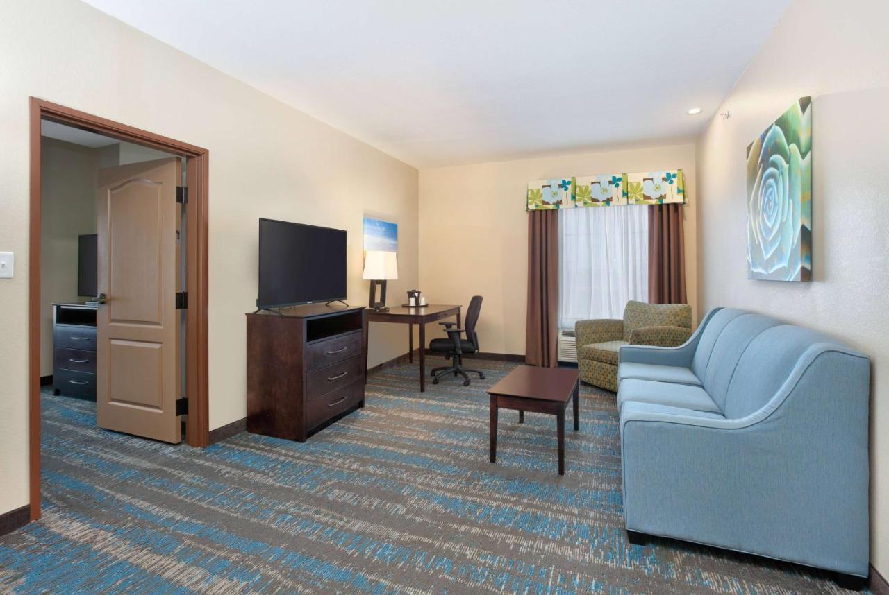 La Quinta By Wyndham Dallas South