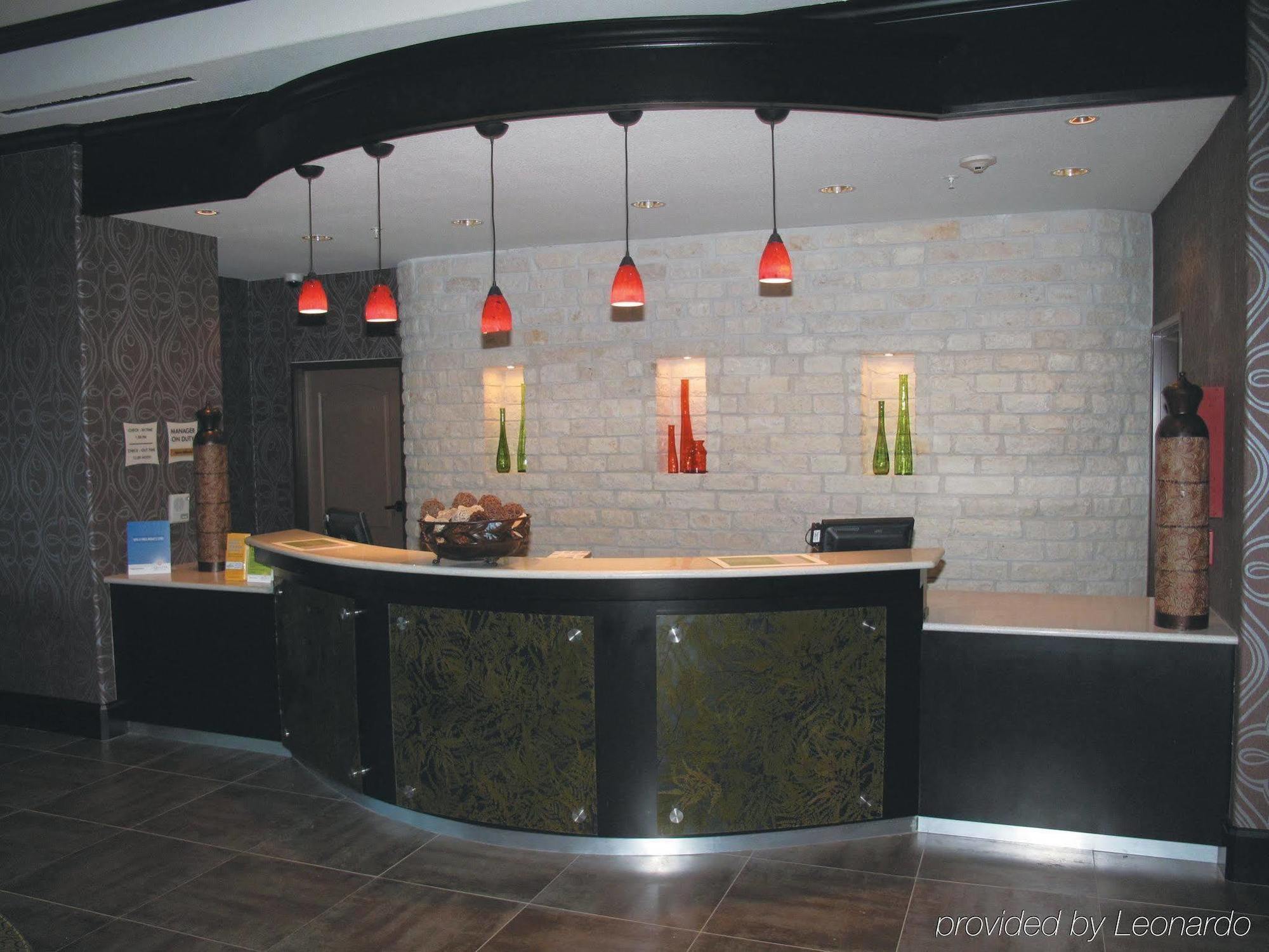 Hotel La Quinta By Wyndham Dallas South