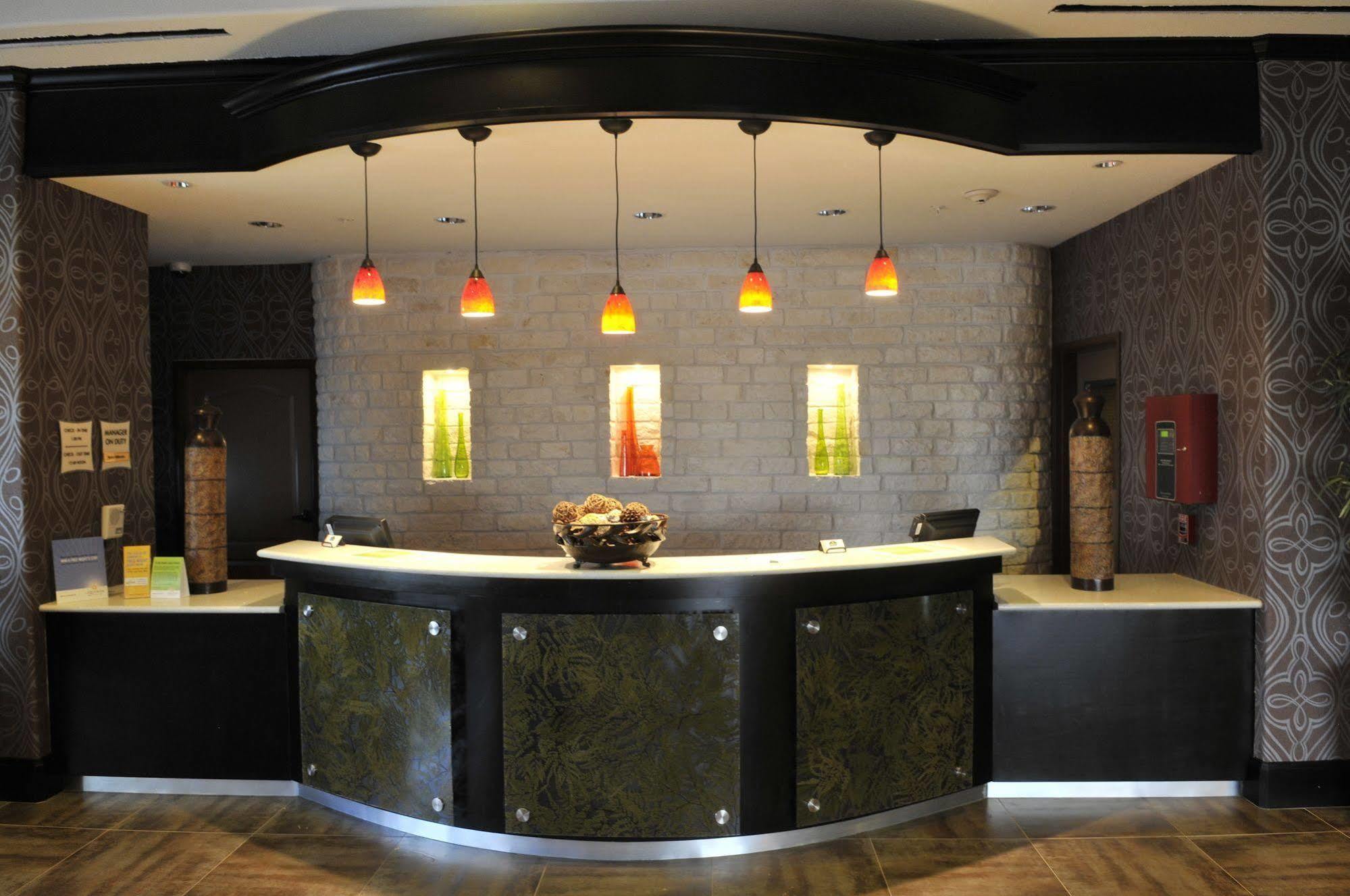 La Quinta By Wyndham Dallas South Hotel 3*