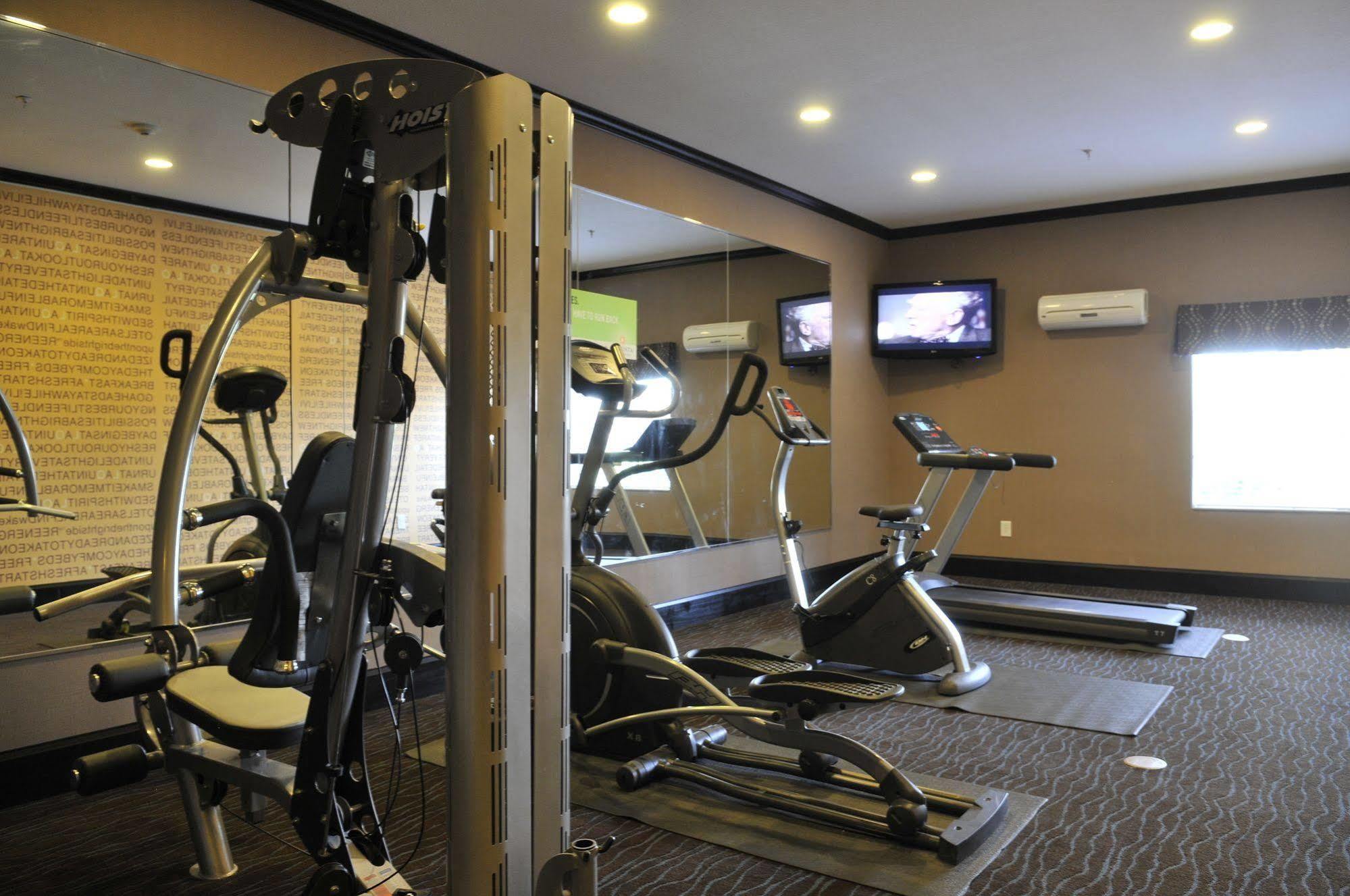 Hotel La Quinta By Wyndham Dallas South Grand Prairie